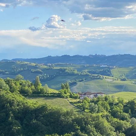 Viasavona46 Nel Cuore Delle Langhe Treiso Exterior photo